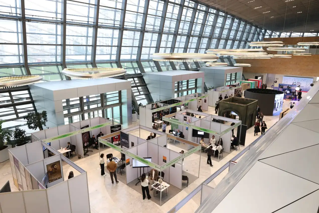 居家照护与日间照料如何衔接？心贴心智慧养老服务中心的社区实践