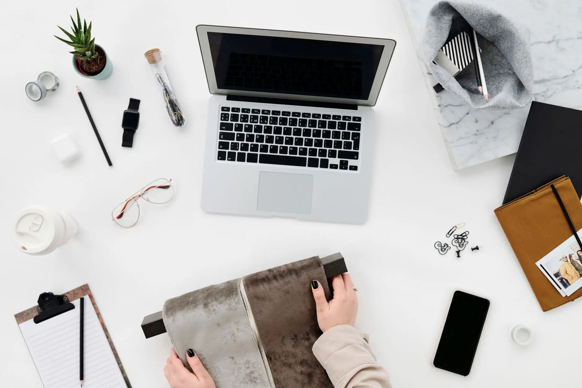 滦南居家照护服务模式对比：日间照料与上门护理的适用场景分析