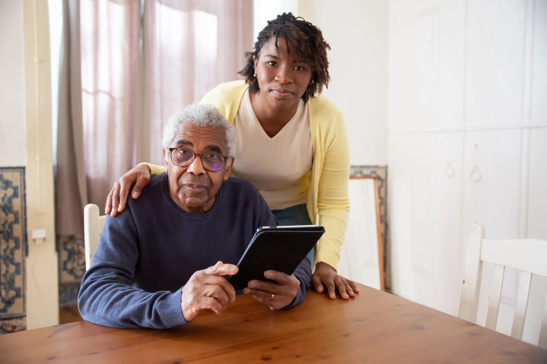 滦南县智慧养老新举措：居家照护与日间照料服务全面升级正文配图 1